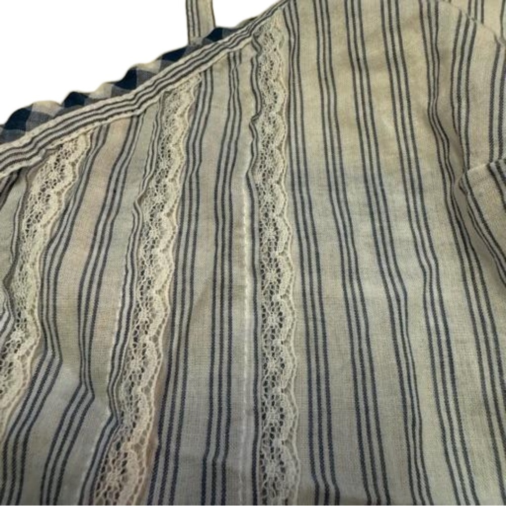 Hollister Blue and White Striped Camisole Tank Top Size M Adjustable Straps Tie - Picture 6 of 17